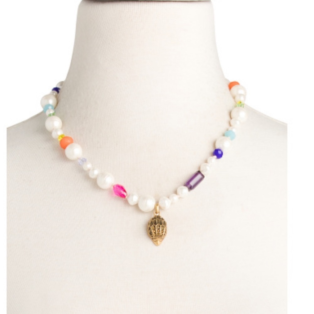 KURT GEIGER Eagle Charm Pearl Beaded Necklace - Picture 3 of 6